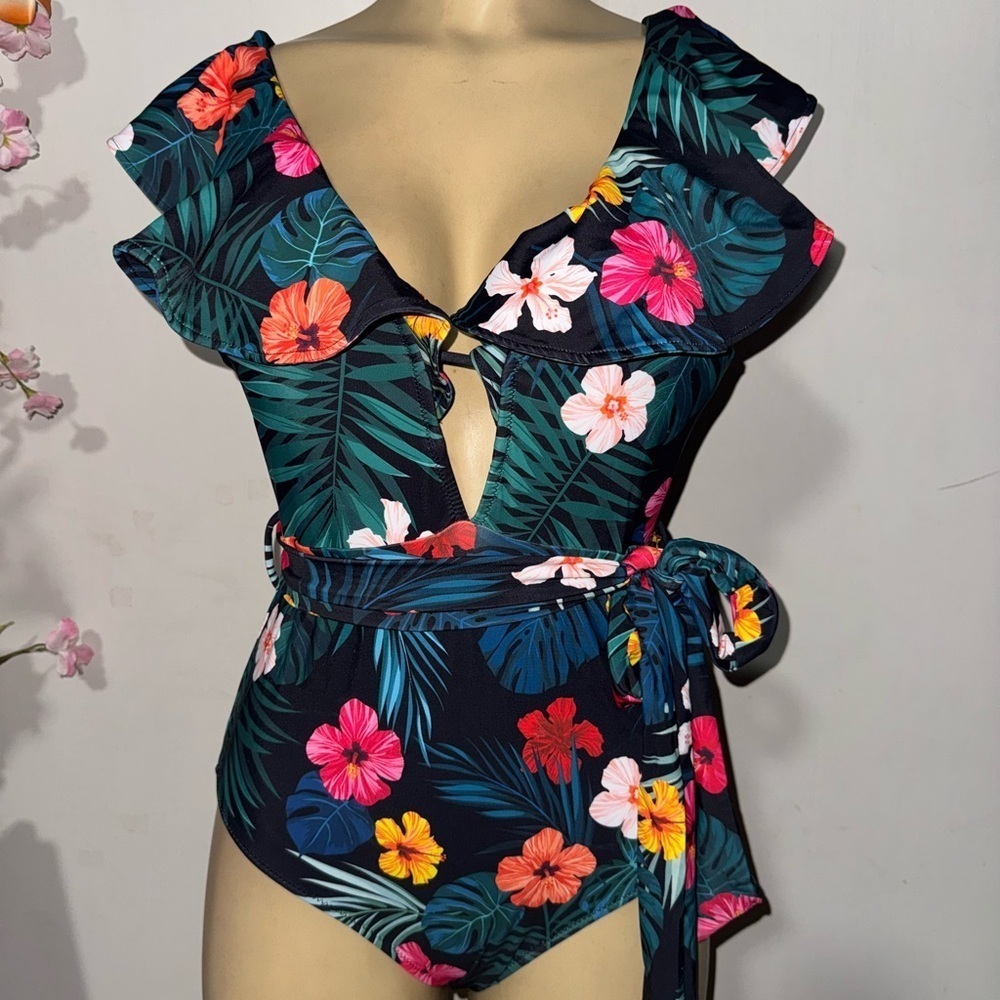Black and Green One Piece Swimwear with Plunging V-neckline